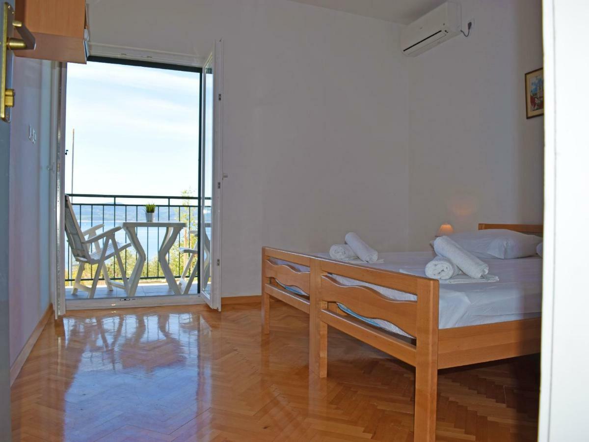 Apartments Buljan Brela Extérieur photo