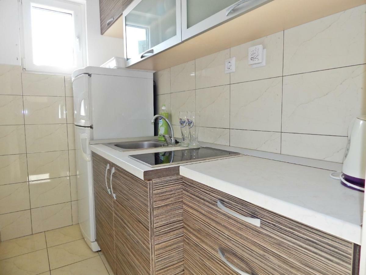 Apartments Buljan Brela Extérieur photo
