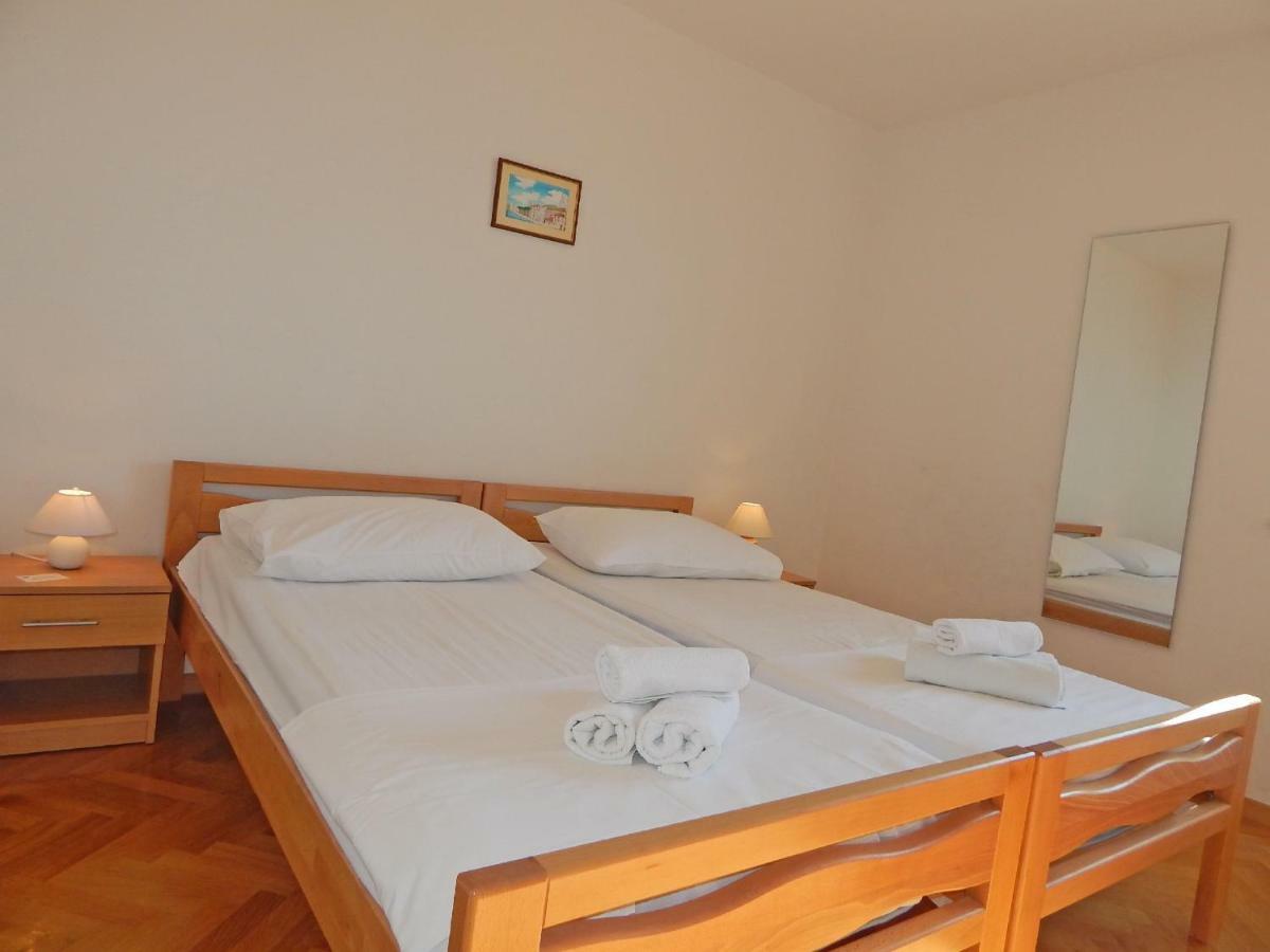Apartments Buljan Brela Extérieur photo